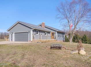 9870 21 Mile Rd, Marshall, MI 49068