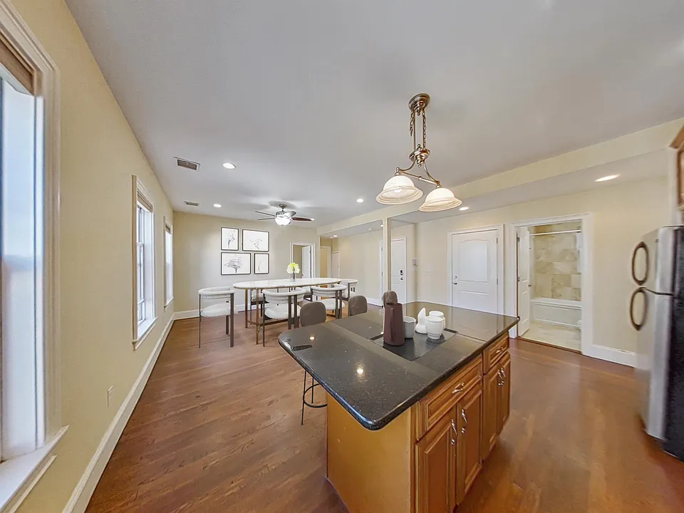 28 Fisher Ave #2