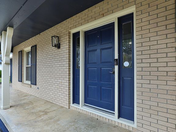 5th image of 1315 S Oak Run Place