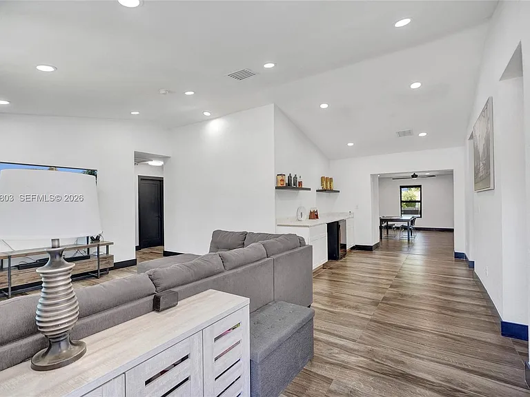 9750 SW 211th St — Photo 13