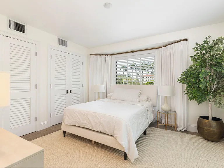 443 Seaview Ave — Photo 16