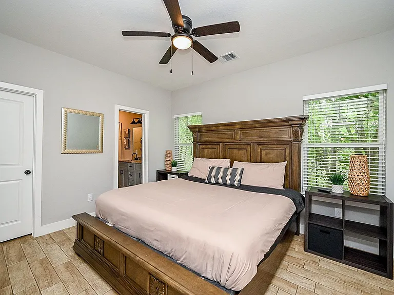 5007 Briscoe St #B — Photo 10