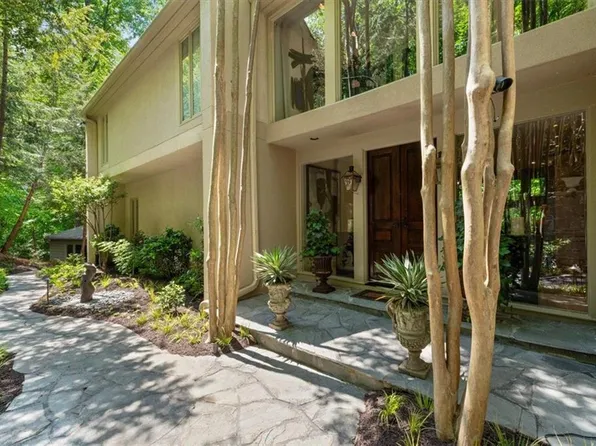 4040 Whitewater Creek Rd NW, Atlanta, GA 30327