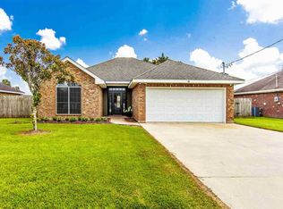 311 Aspen Dr, Raceland, LA 70394