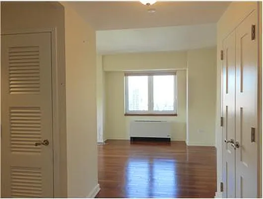 Rented by Douglas Elliman | media 23