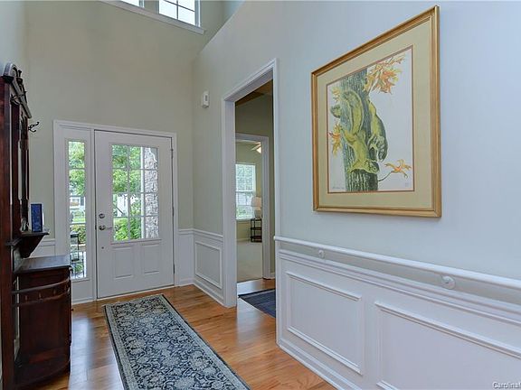 3rd image of 15283 Legend Oaks Ct