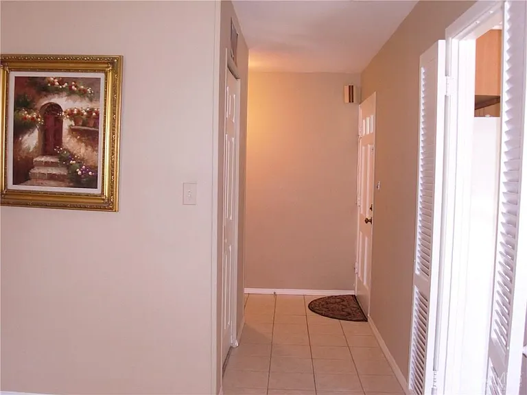 1 Tripplet Rd — Photo 14