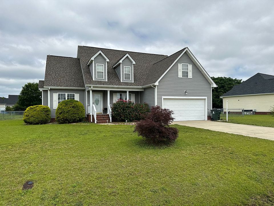 1st image of 403 Heron Dr