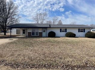 39299 Freda Dr, Malden, MO 63863