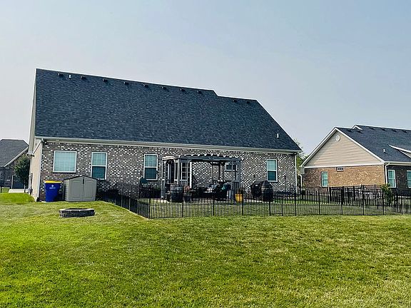 2nd image of 1338 Muirfield Ln