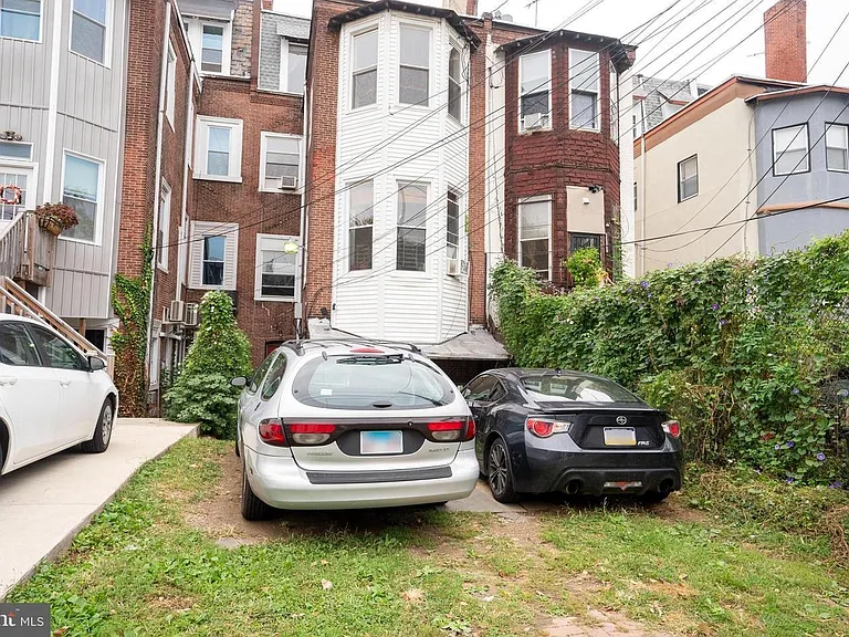 4418 Chestnut St #3 — Photo 7