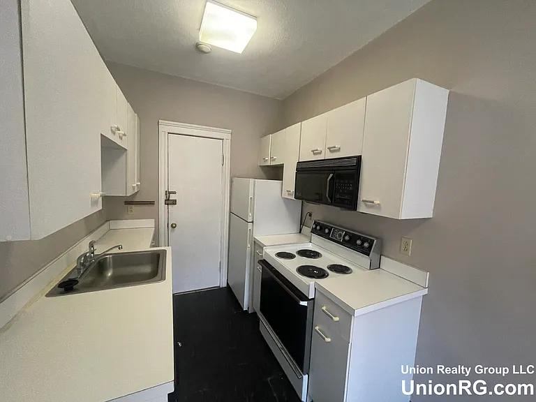 4 Ransom Rd #8 — Photo 27