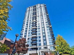 35 Finch Ave E #2111, Toronto, ON M2N 6Z8