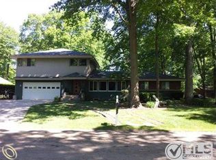 6453 Woodreed Ave, Shelby Township, MI 48316