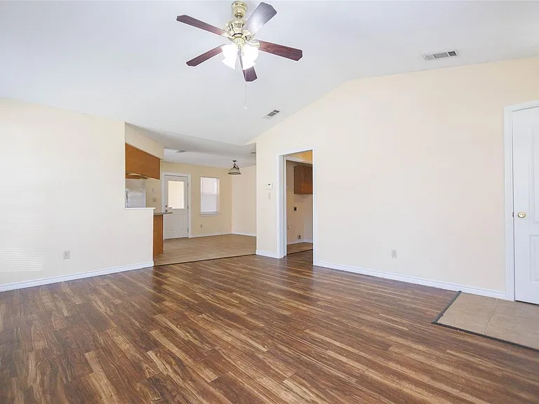 164 Kaeleku Ln — Photo 6