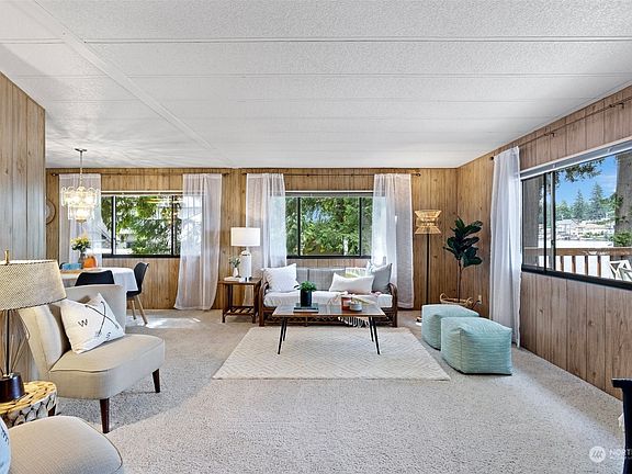 5th image of 6433 South Island Drive E