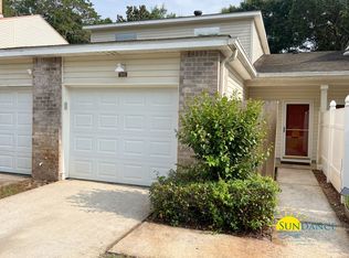 518 Parkview Rd NW UNIT E, Fort Walton Beach, FL 32547