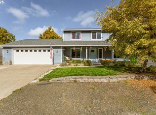 890 SE Thompson Ave, Winston, OR 97496