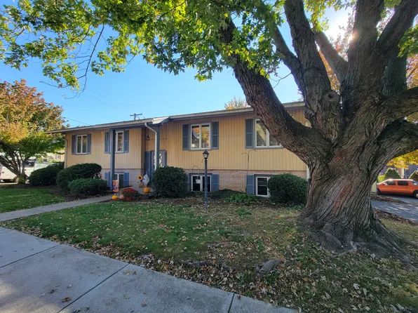 61 Terrace Ave APT 1, Ephrata, PA 17522