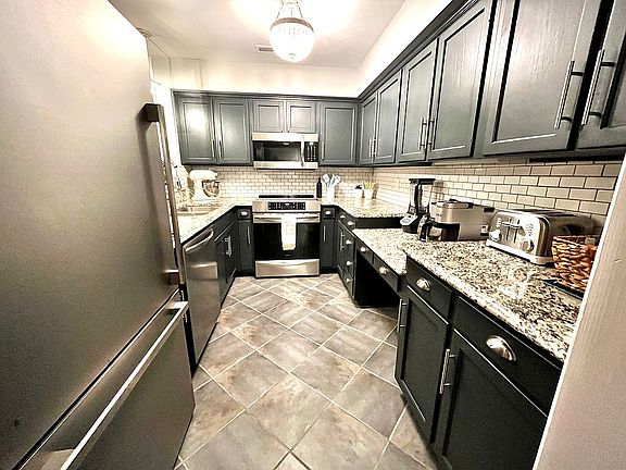 5th image of 845 Gangplank Rd Unit 212