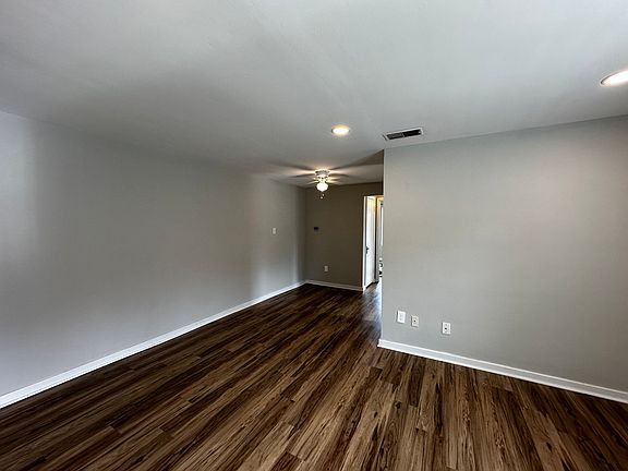 Living/dining space