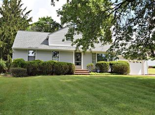 4380 Sprague Rd, Parma, OH 44134