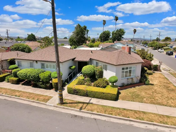 989 28th St, Richmond, CA 94804