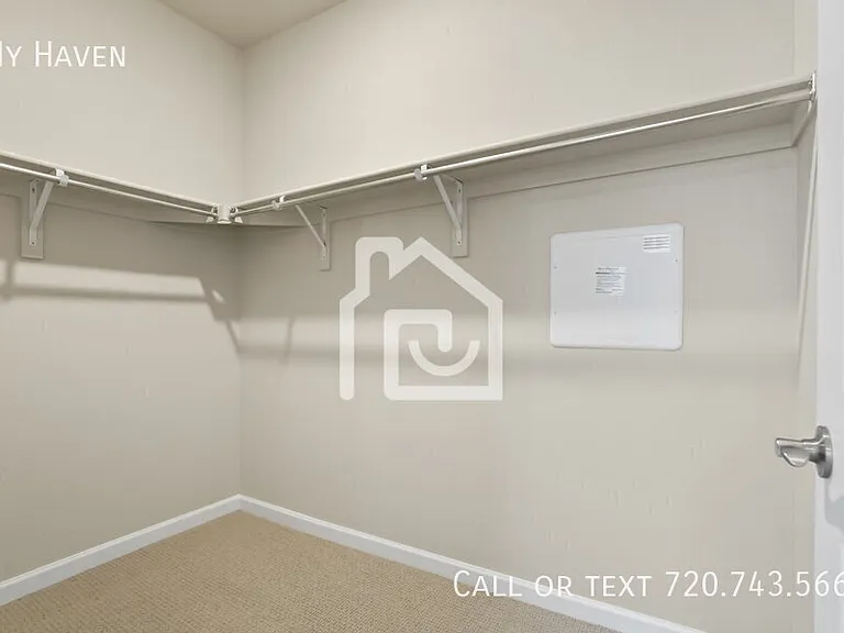 1320 Hoyt St #6 — Photo 14
