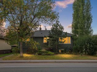 527 E 29th St NW, Calgary, AB T2N2T4