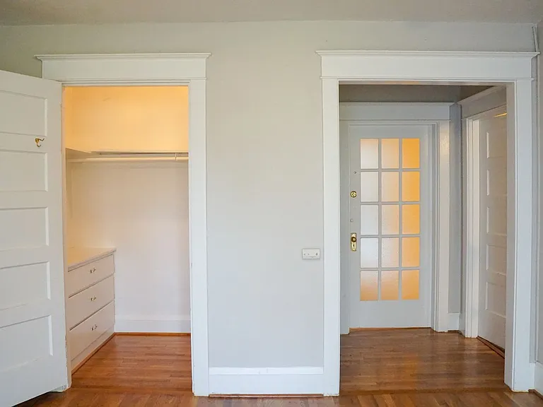 2943 SE Alder St #24 — Photo 4