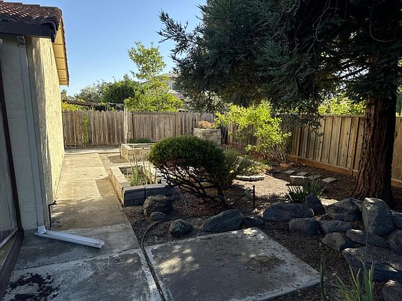 2nd image of 45417 Medicine Bow Way