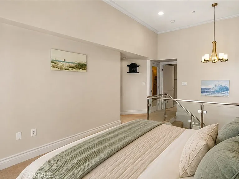 488 E Ocean #P2 — Photo 19