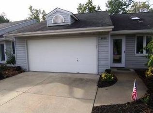 4656 Oak Point Rd, Lorain, OH 44053