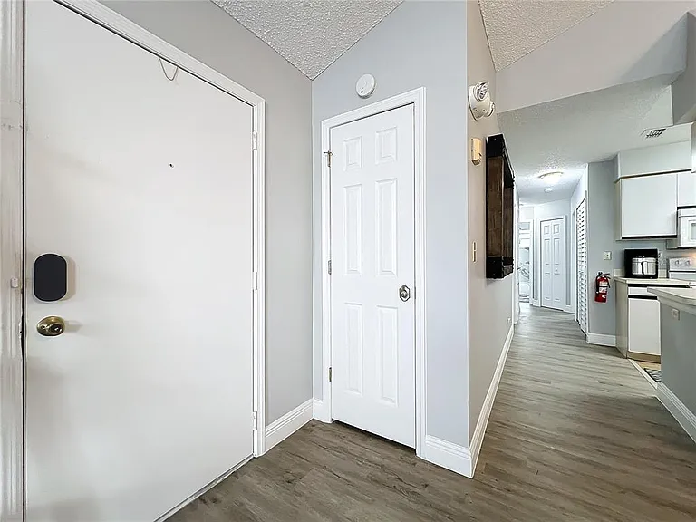 2731 N Poinciana Blvd #114 — Photo 19
