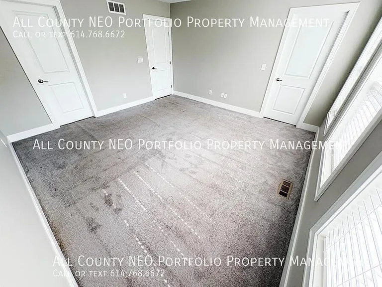 1383 N Grant Ave — Photo 21