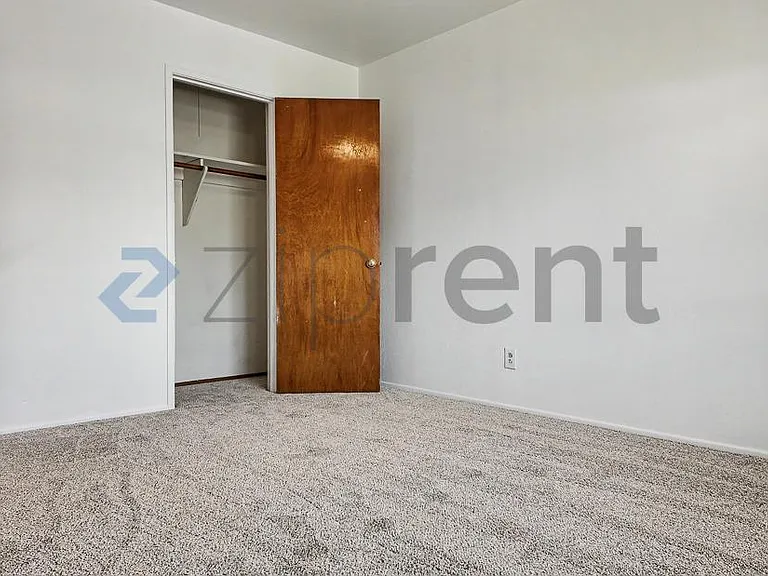 4501 58th St — Photo 16