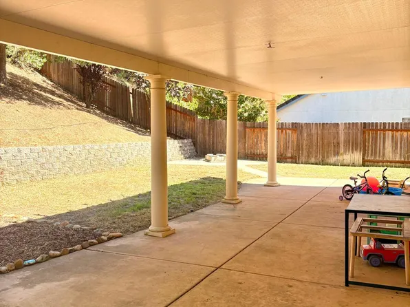 111 Gisler Ct, Folsom, CA 95630
