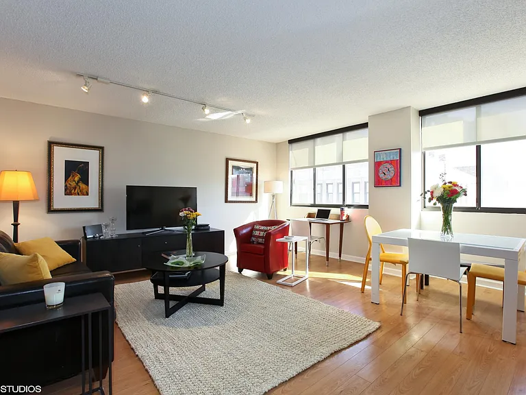2800 N Orchard St #410 — Photo 1