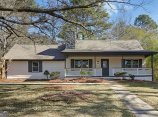 3292 Lancer Dr, Powder Springs, GA 30127