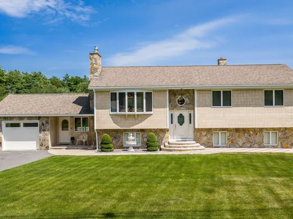 38 Cushing Ln, Acushnet, MA 02743
