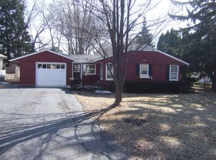 1009 Stoddard Ave, Wheaton, IL