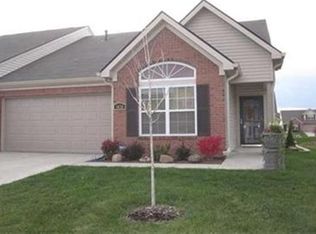 1438 Colony Park Dr, Greenwood, IN