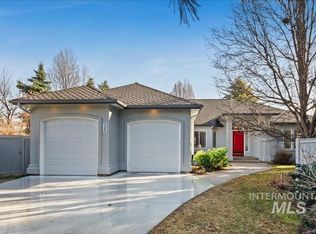 5584 N Riffle Way, Garden City, ID 83714