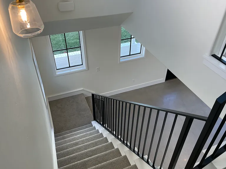 1803 Oso Ave — Photo 7