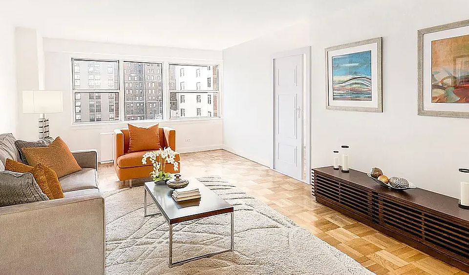 1st image of 155 E 34th St APT 11R