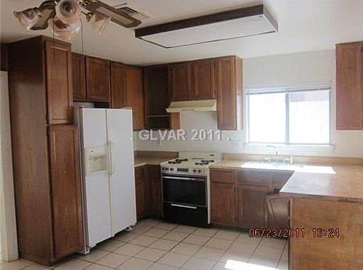 2nd image of 6636 Fredonia Dr