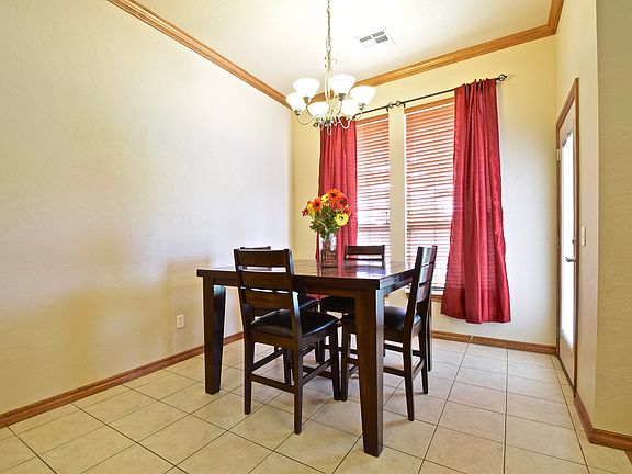 5th image of 13800 S Harvey Pl