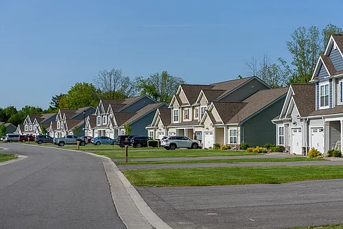 Green Wood Park Townhouses & Apartments Photo 1