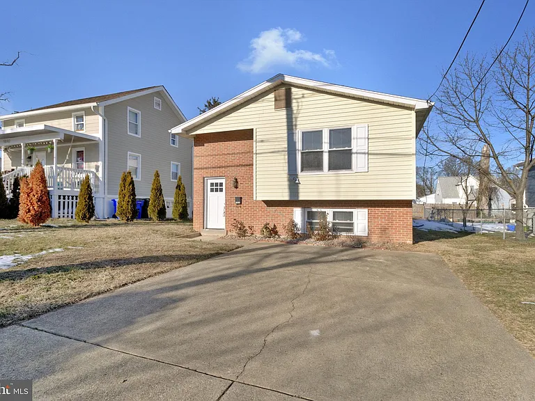 5004 Roanoke Pl — Photo 23