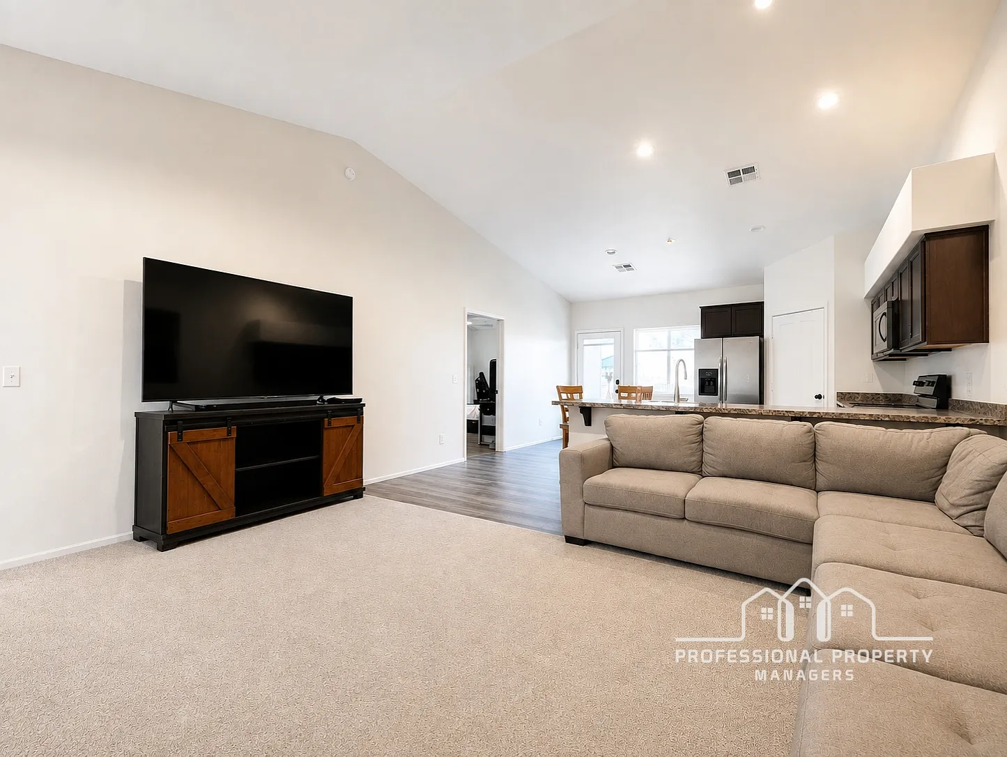 3 bed, 1280 sqft, $1,695 — Photo 4